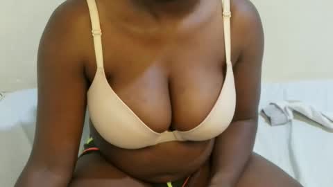Snapshot of sexxy_maya1 chatting on April 2026 05:30:01 PM sexxy_maya1 online show from April 2026 05:30:01 PM