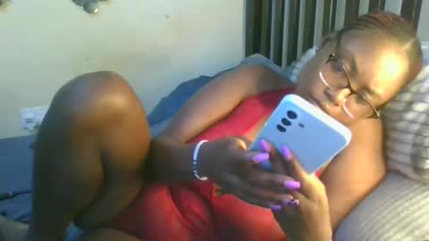 Snapshot of sexxy_mish chatting on March 2026 04:29:02 AM sexxy_mish online show from March 2026 04:29:02 AM