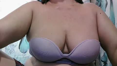 misslovely j online show from January 2025 08:52:01 AM