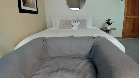 Sexxy Laura online show from October 2025 02:42:02 PM