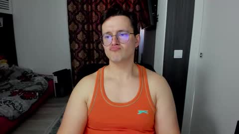 Sexxymuscles4U online show from March 2026 11:56:02 AM