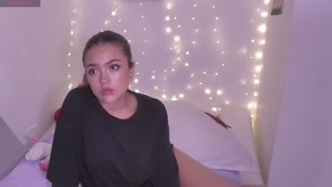 Snapshot of sexy_and_naughty_girl chatting on January 2025 12:44:02 AM Lucy Annyy online show from January 2025 12:44:02 AM