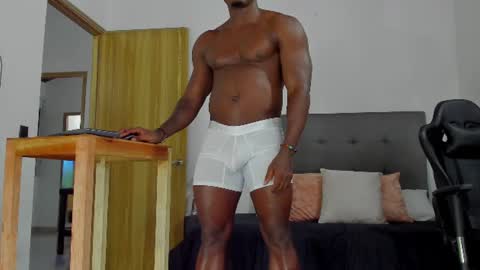 Snapshot of sexy_blackman chatting on July 2026 02:07:02 AM sexy blackman online show from July 2026 02:07:02 AM