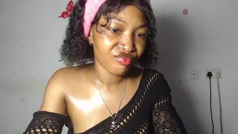 Snapshot of sexy_bluey247 chatting on February 2026 08:02:01 AM sexy_bluey247 online show from February 2026 08:02:01 AM