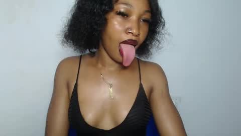 Snapshot of sexy_bluey247 chatting on April 2026 06:32:01 AM sexy_bluey247 online show from April 2026 06:32:01 AM