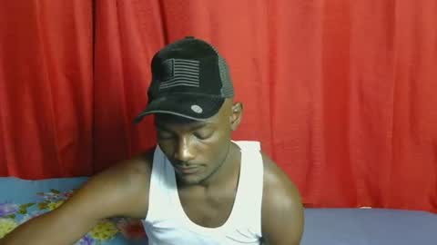 Snapshot of sexy_buddyz55 chatting on June 2026 03:25:02 PM Suudi online show from June 2026 03:25:02 PM