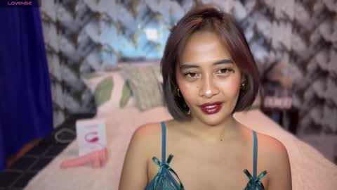 Snapshot of sexy_charlotte143 chatting on October 2025 10:46:02 AM Charlotte online show from October 2025 10:46:02 AM