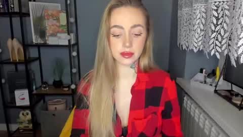 Snapshot of sexy_coralie chatting on December 2024 07:31:01 AM C o r a l i e online show from December 2024 07:31:01 AM