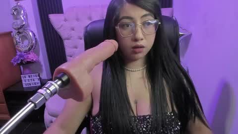 Snapshot of sexy_cristall chatting on May 2026 07:45:02 PM C R I S T A L online show from May 2026 07:45:02 PM