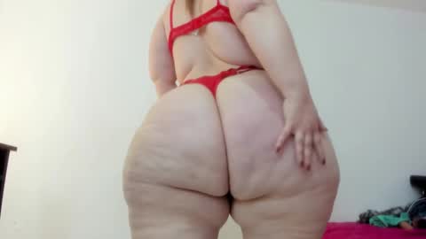 Snapshot of sexy_curvi chatting on December 2024 04:58:01 PM karla instagram online show from December 2024 04:58:01 PM