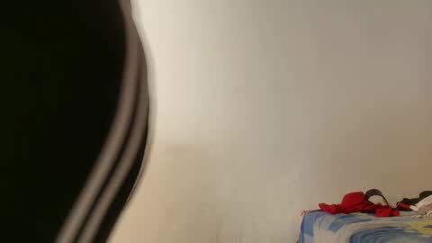Snapshot of sexy_curvi chatting on December 2024 06:44:02 PM karla instagram online show from December 2024 06:44:02 PM