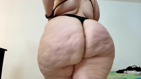 Snapshot of sexy_curvi chatting on January 2025 07:49:01 PM karla instagram online show from January 2025 07:49:01 PM