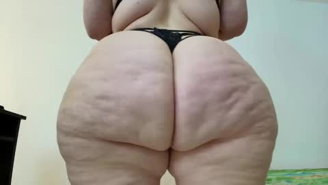 Snapshot of sexy_curvi chatting on January 2025 08:11:02 PM karla instagram online show from January 2025 08:11:02 PM