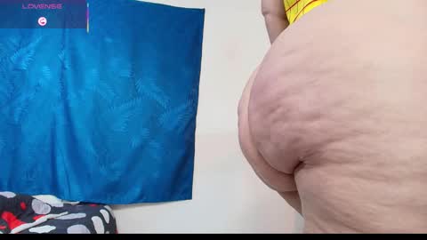 Snapshot of sexy_curvi chatting on January 2026 04:31:01 PM karla instagram online show from January 2026 04:31:01 PM