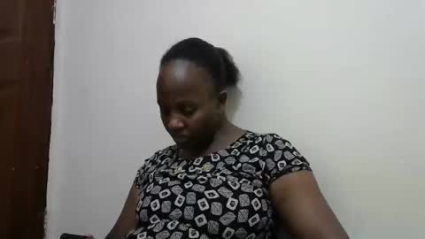Snapshot of sexy_dee1 chatting on May 2026 05:23:02 AM Sweet Dee online show from May 2026 05:23:02 AM