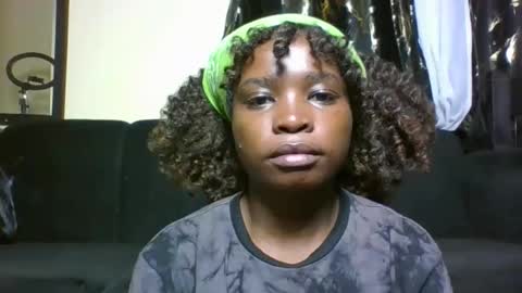 Snapshot of sexy_ebony_princess chatting on September 2025 12:54:01 AM Trina online show from September 2025 12:54:01 AM