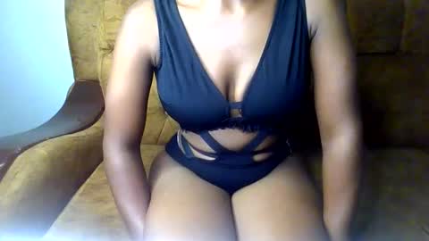 Snapshot of sexy_ellahh chatting on June 2026 02:53:01 AM Ellahh online show from June 2026 02:53:01 AM