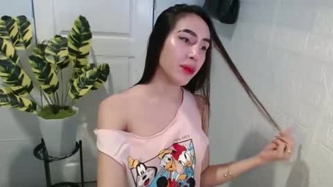 sexy_emily92 online show from September 2025 01:35:01 PM