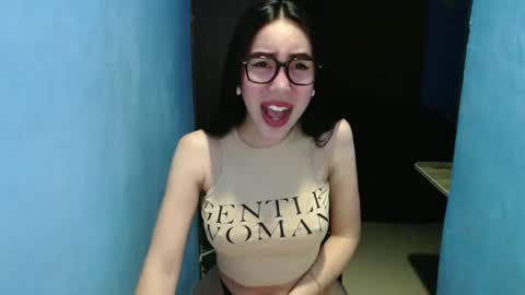 sexy_emily92 online show from March 2026 12:22:01 PM