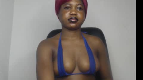 Snapshot of sexy_floral chatting on September 2025 08:58:01 AM Angela online show from September 2025 08:58:01 AM