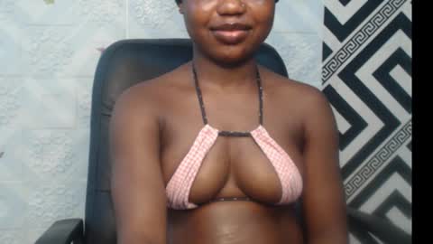 Snapshot of sexy_floral chatting on September 2025 08:54:01 PM Angela online show from September 2025 08:54:01 PM