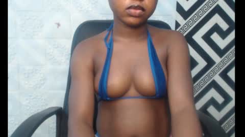 Snapshot of sexy_floral chatting on October 2025 10:05:02 AM Angela online show from October 2025 10:05:02 AM