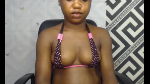 Snapshot of sexy_floral chatting on October 2025 07:54:01 AM Angela online show from October 2025 07:54:01 AM