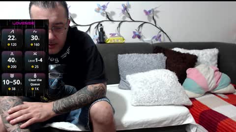 Sexy Ginuin Couple online show from March 2026 09:03:01 AM