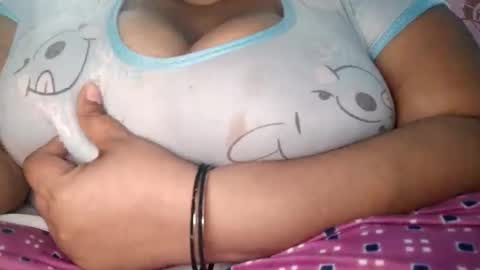 Snapshot of sexy_girl32 chatting on February 2026 03:10:02 PM sexy_girl32 online show from February 2026 03:10:02 PM