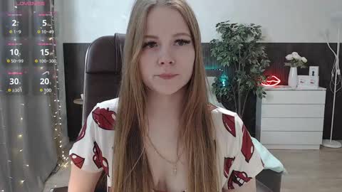 Jennifer online show from February 2025 03:17:02 PM