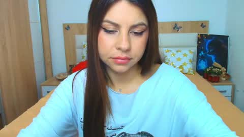 Snapshot of sexy_lily20 chatting on June 2026 06:07:01 AM Lily online show from June 2026 06:07:01 AM