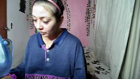 sexy lolas online show from November 2025 04:33:02 AM