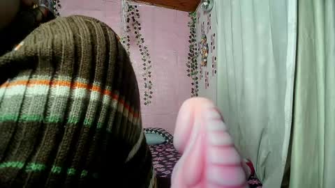 Snapshot of sexy_lolas chatting on April 2026 04:30:01 AM sexy lolas online show from April 2026 04:30:01 AM