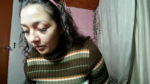 Snapshot of sexy_lolas chatting on May 2026 04:07:02 AM sexy lolas online show from May 2026 04:07:02 AM