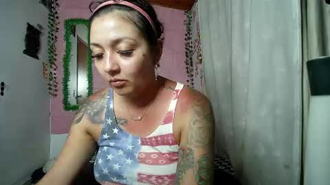 Snapshot of sexy_lolas chatting on May 2026 02:07:02 AM sexy lolas online show from May 2026 02:07:02 AM
