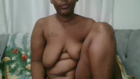 milky online show from October 2025 10:11:01 PM