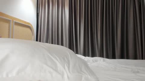 Ellie Mia online show from September 2025 05:51:01 PM