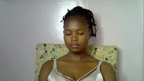 Molyne online show from February 2026 06:10:02 AM