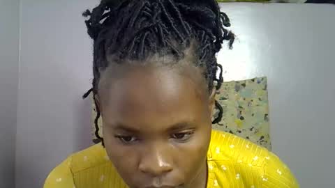 Molyne online show from February 2026 01:43:01 PM