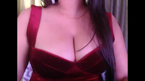 Snapshot of sexy_myra18 chatting on April 2026 04:18:01 AM myra online show from April 2026 04:18:01 AM