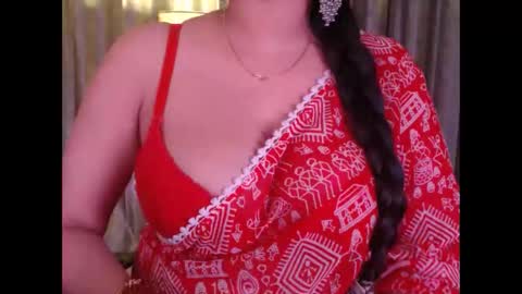 Snapshot of sexy_myra18 chatting on April 2026 04:30:02 AM myra online show from April 2026 04:30:02 AM