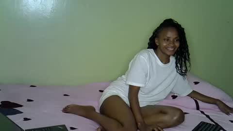 Snapshot of sexy_shan09 chatting on December 2025 05:13:01 AM sexy_shan09 online show from December 2025 05:13:01 AM