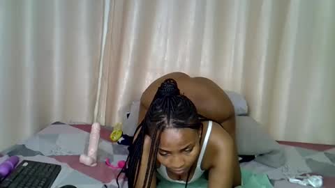 Snapshot of sexy_shan09 chatting on February 2026 02:53:01 AM sexy_shan09 online show from February 2026 02:53:01 AM