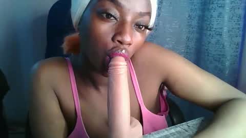 sexy sweetcandy online show from January 2026 06:29:01 AM