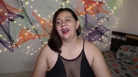 janel online show from October 2025 04:02:02 AM