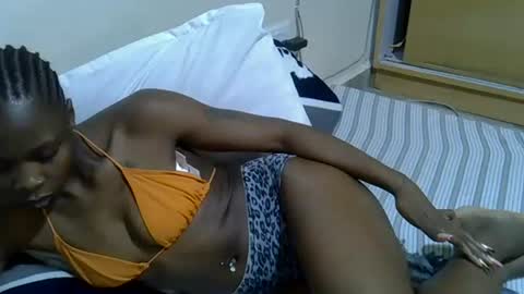 Snapshot of sexy_vennice chatting on June 2026 01:25:02 PM sexy_vennice online show from June 2026 01:25:02 PM