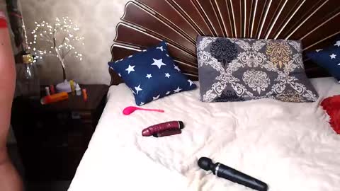 Lana online show from February 2025 08:07:01 AM