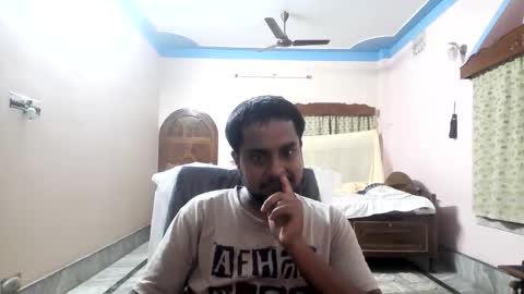 xcxcxcx online show from October 2025 05:30:01 PM