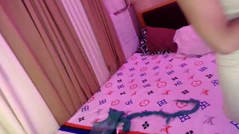 Snapshot of sexybriannabonita chatting on September 2025 09:54:02 AM sunshine online show from September 2025 09:54:02 AM