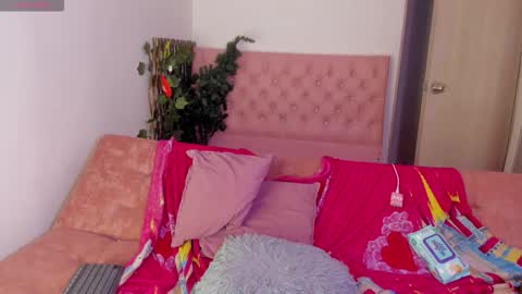 sofia online show from February 2026 12:12:01 PM